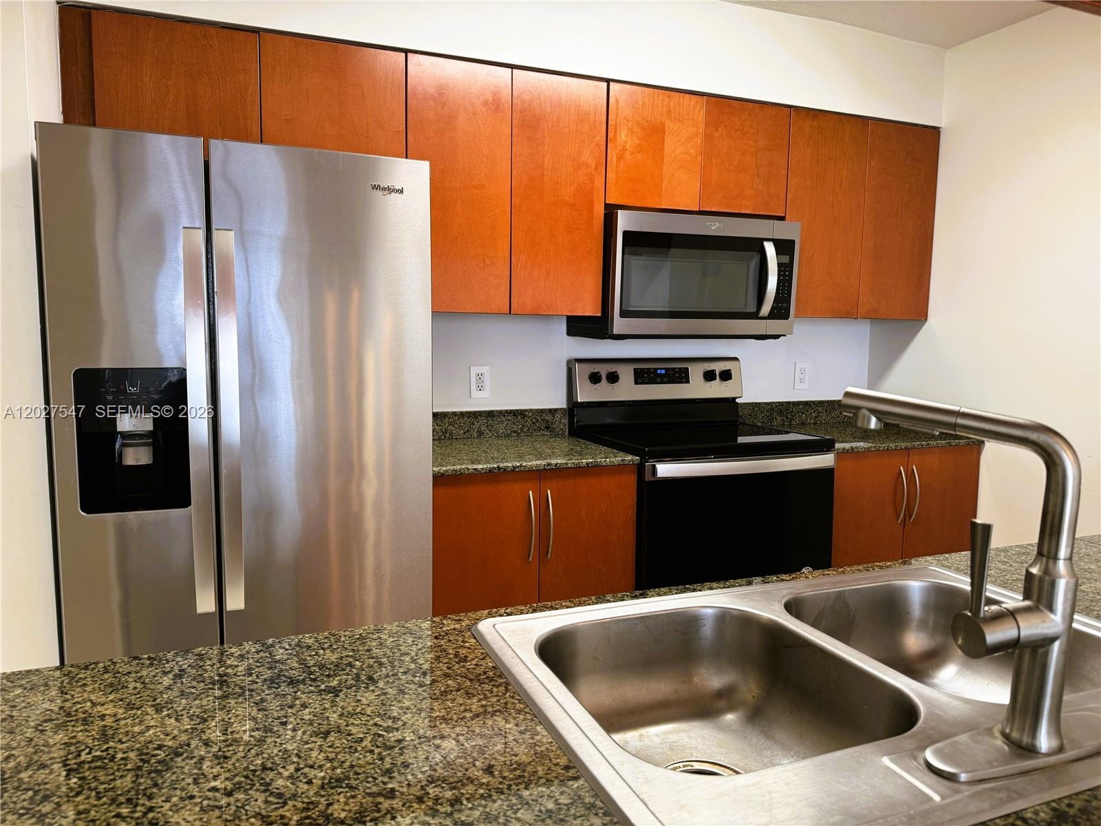 1200 Brickell Bay Dr #3903, Miami FL 33131