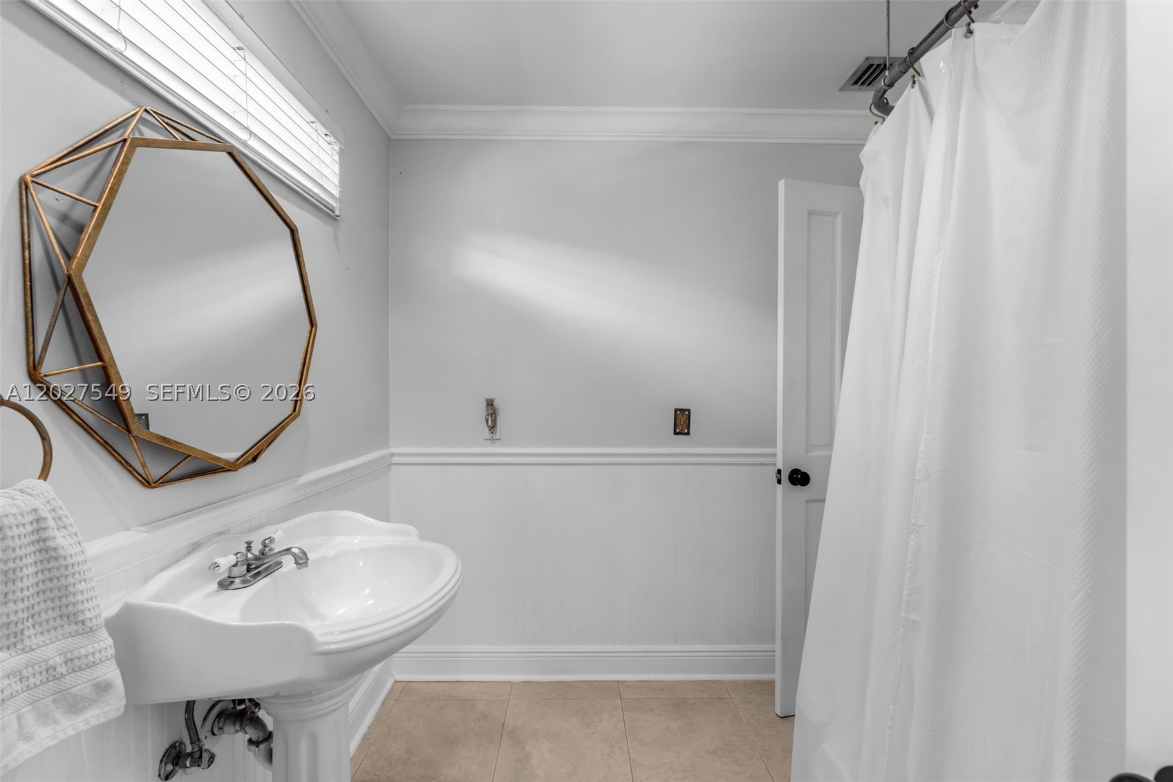5810 SW 89th Court, Miami FL 33173
