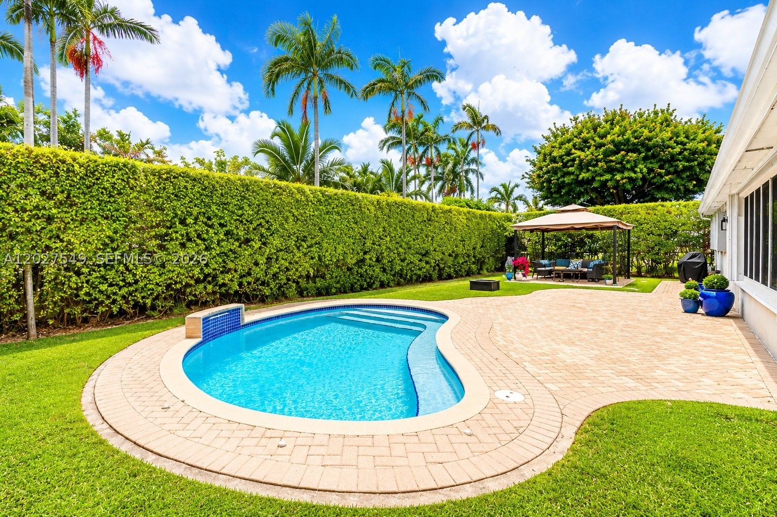 5810 SW 89th Court, Miami FL 33173