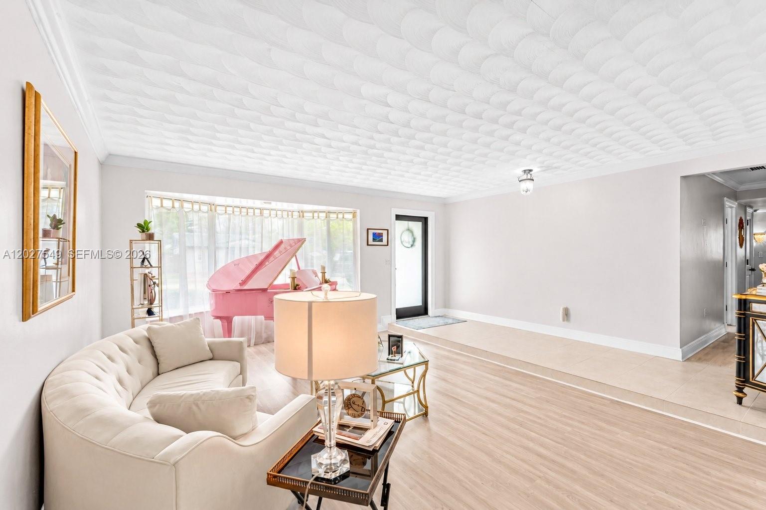 5810 SW 89th Court, Miami FL 33173