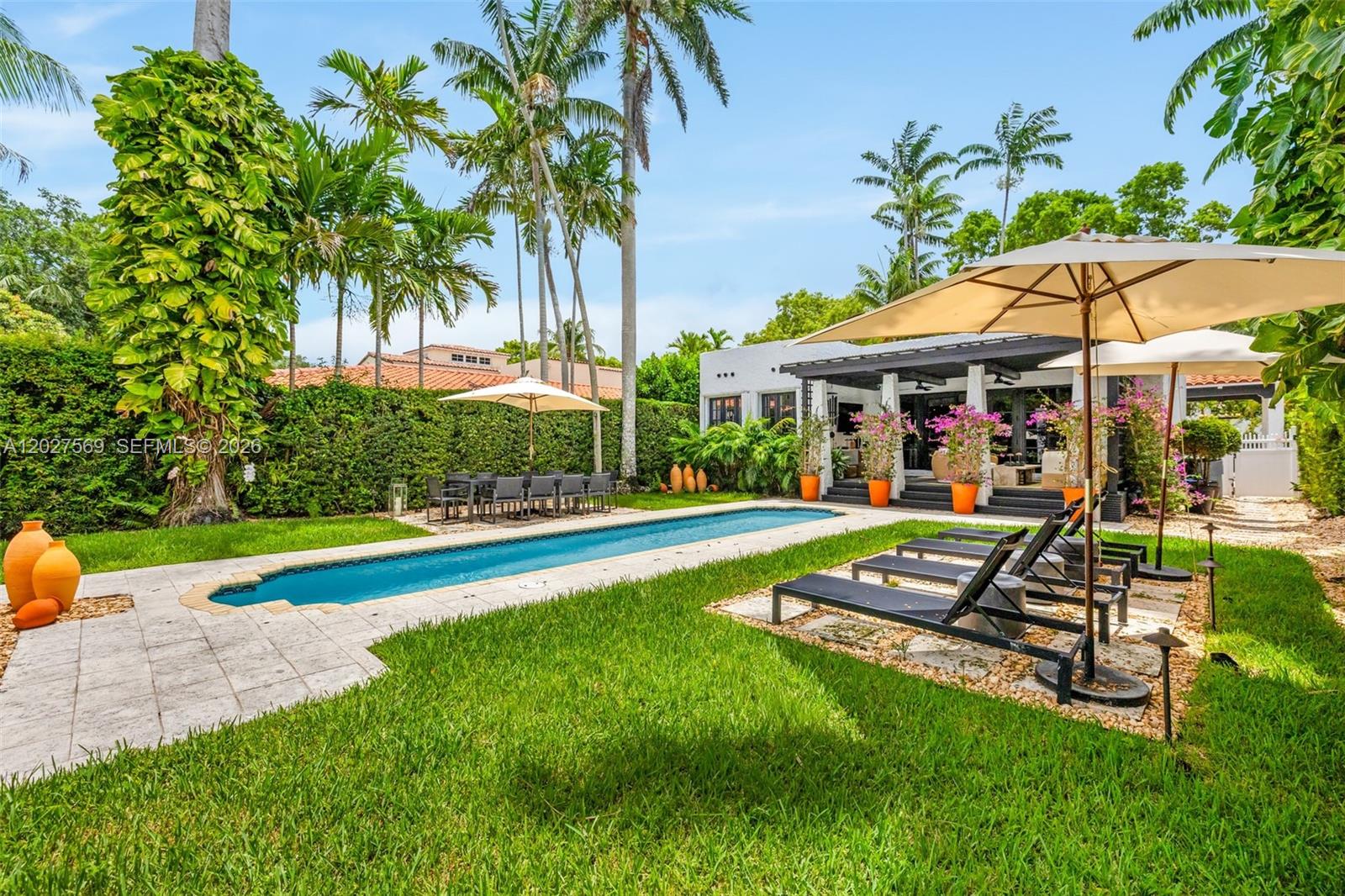 1225 Alhambra Cir, Coral Gables FL 33134