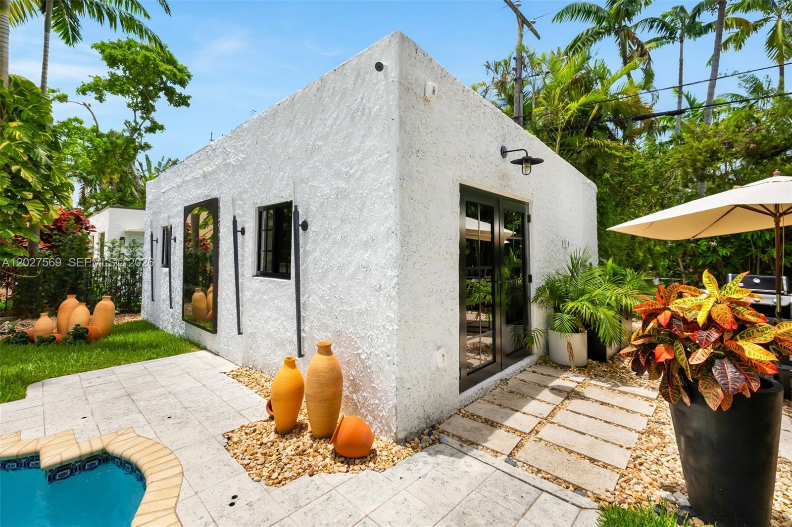 1225 Alhambra Cir, Coral Gables FL 33134