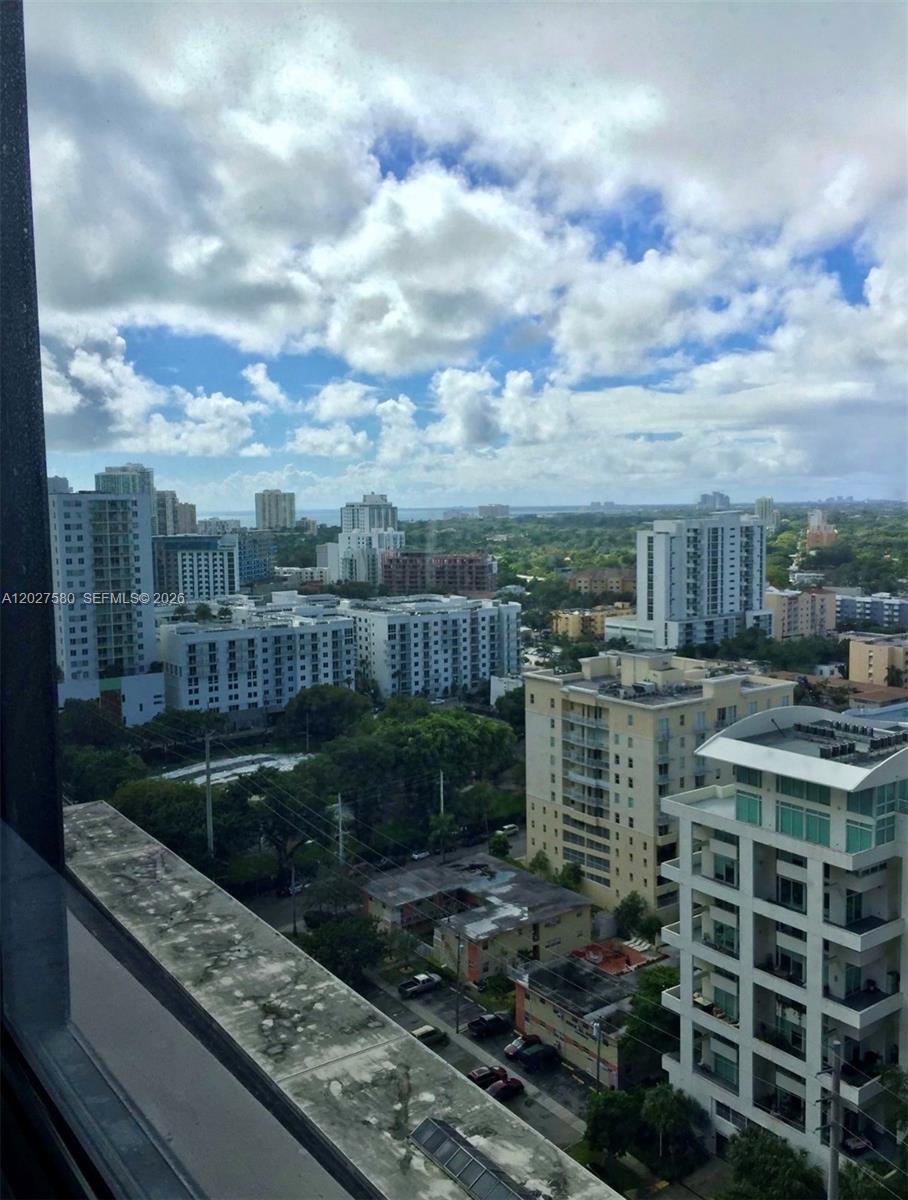 999 SW 1st Ave #2005, Miami FL 33130