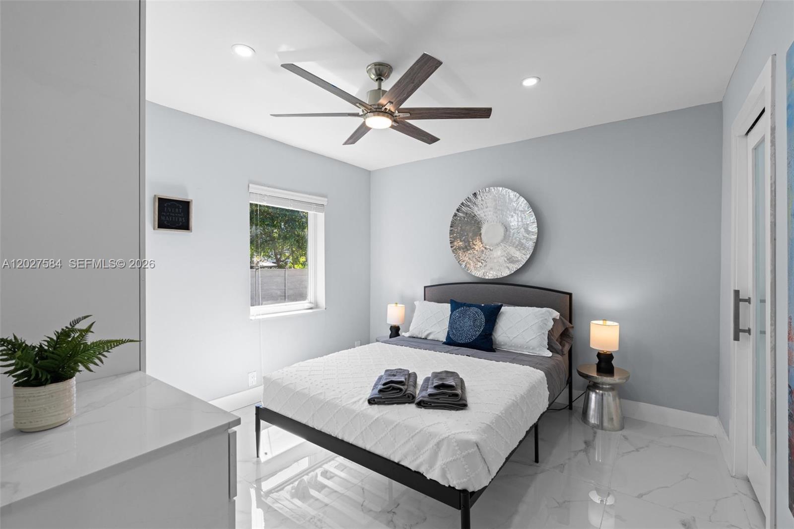 26 NE 88th St, El Portal FL 33138