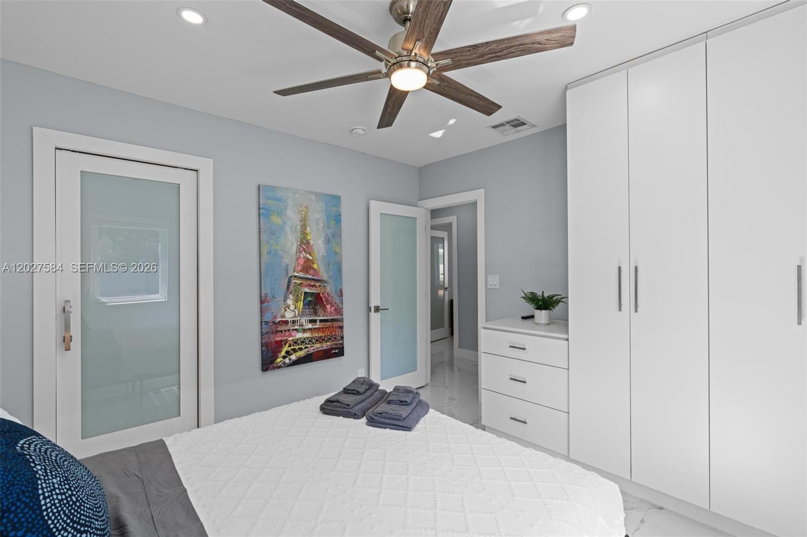 26 NE 88th St, El Portal FL 33138