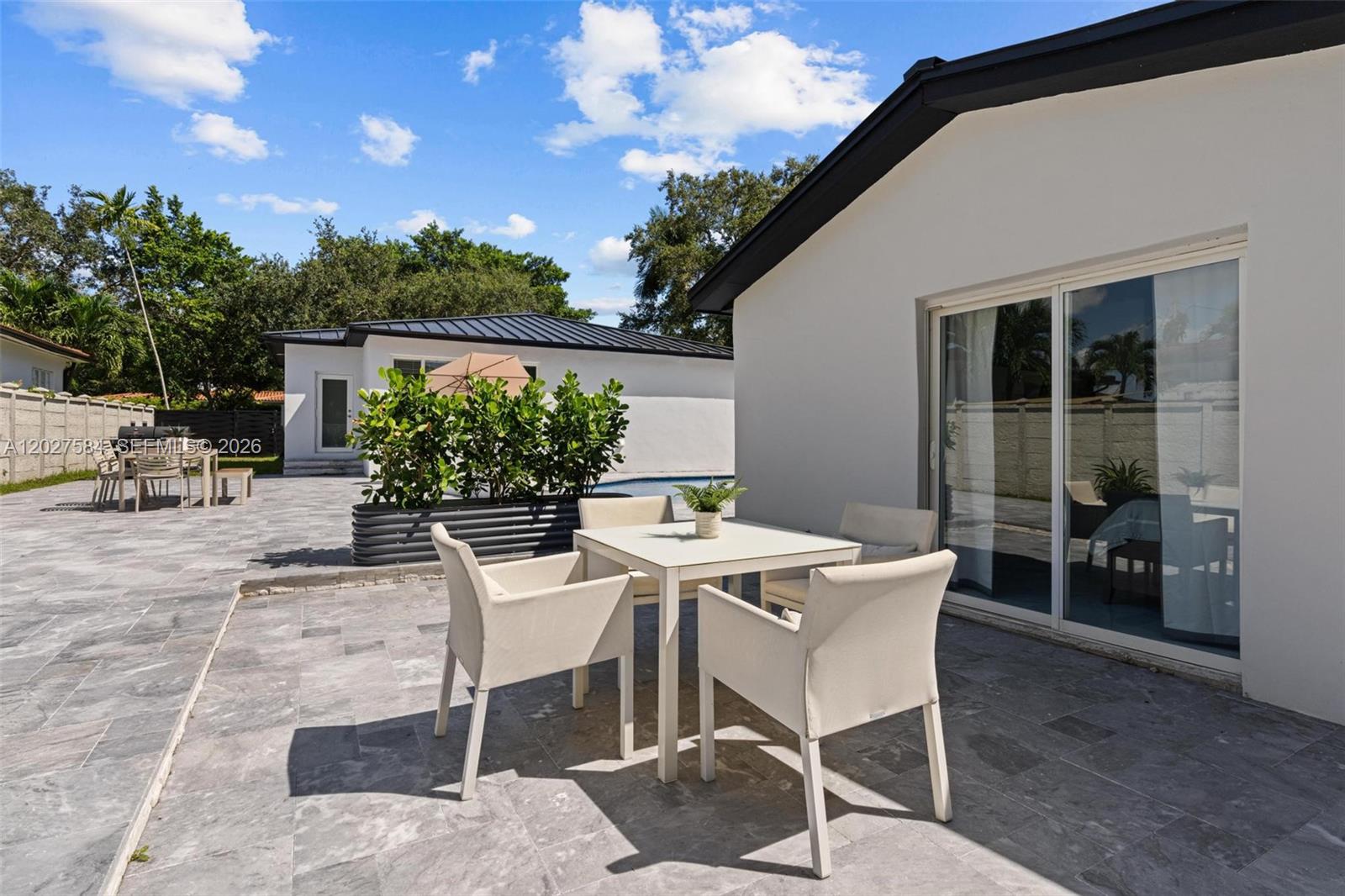 26 NE 88th St, El Portal FL 33138