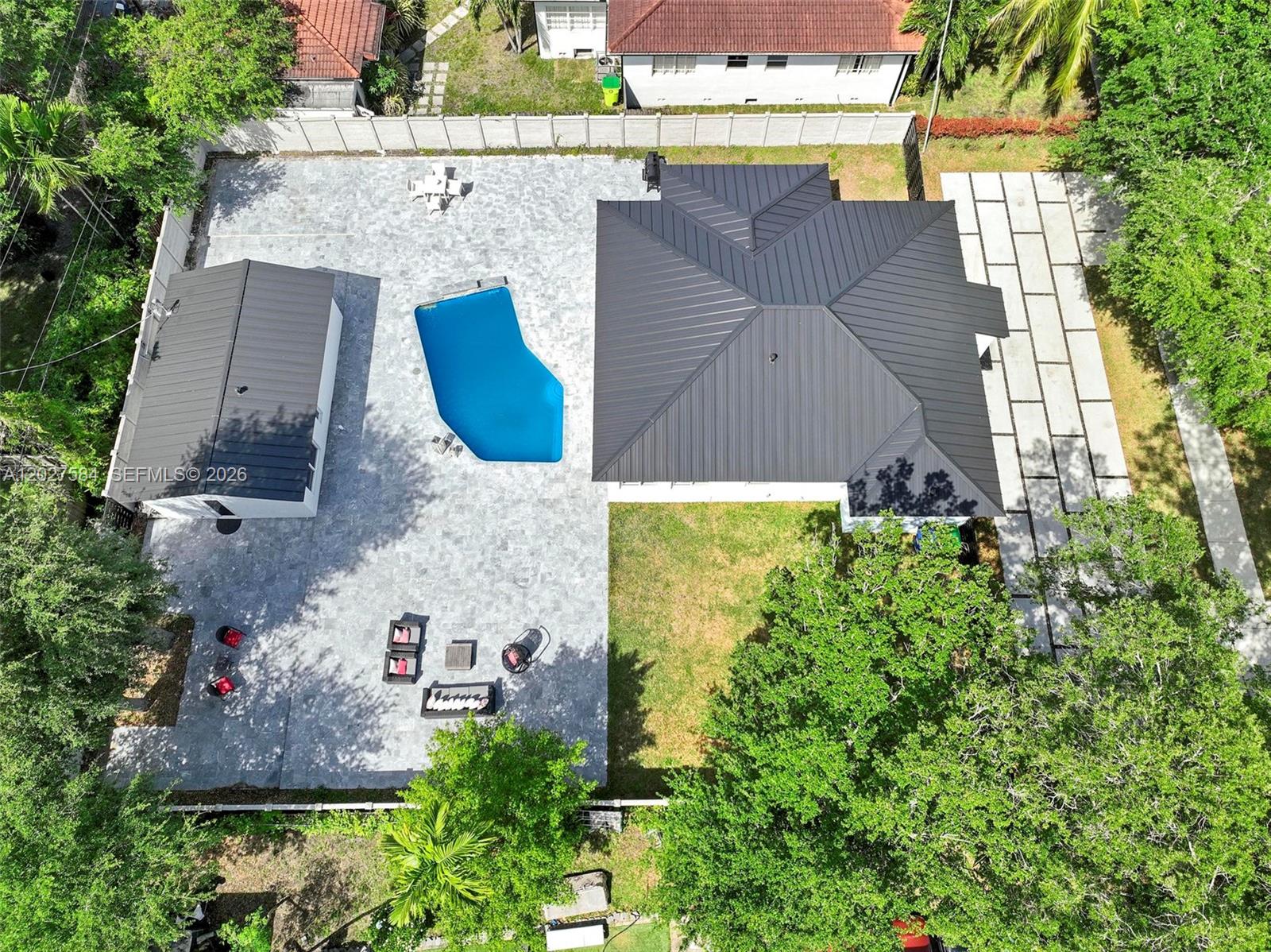 26 NE 88th St, El Portal FL 33138