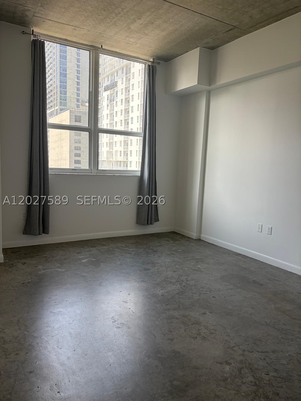 133 NE 2nd Ave #913, Miami FL 33132