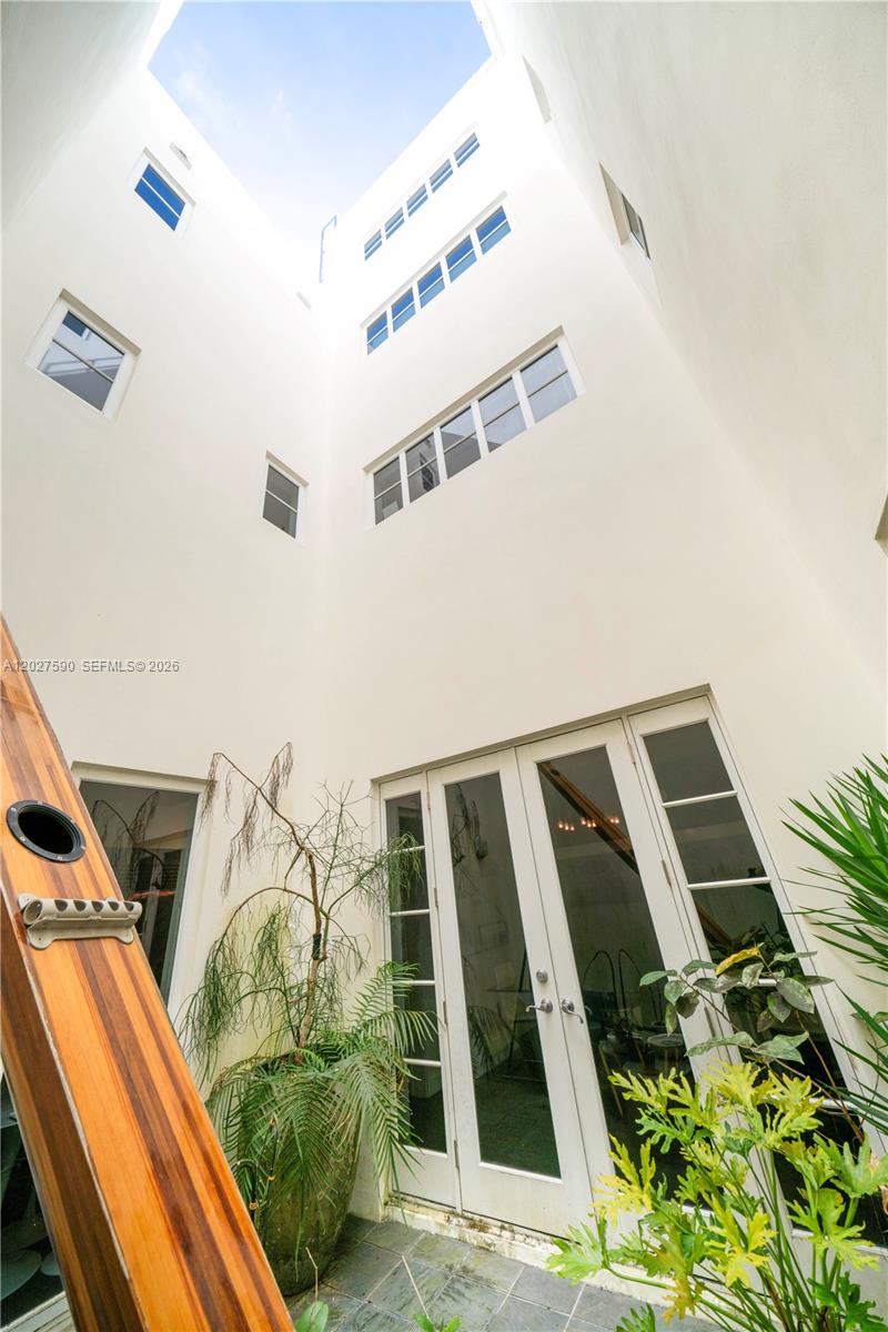 230 Water Way, Miami Beach FL 33141
