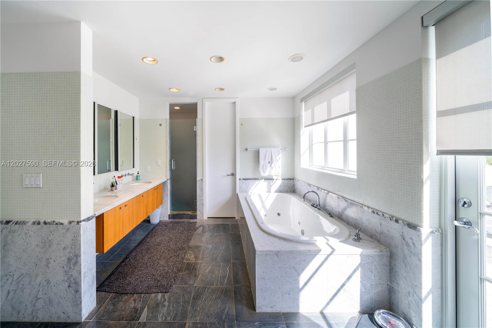 230 Water Way, Miami Beach FL 33141