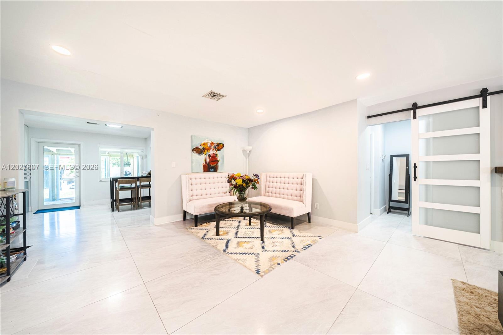 1101 NE 5th St, Hallandale Beach FL 33009