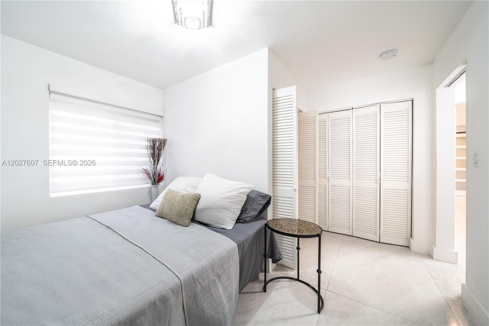 1101 NE 5th St, Hallandale Beach FL 33009