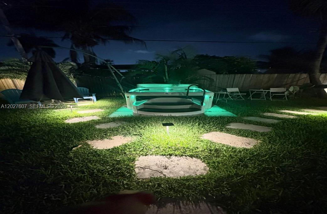 1101 NE 5th St, Hallandale Beach FL 33009