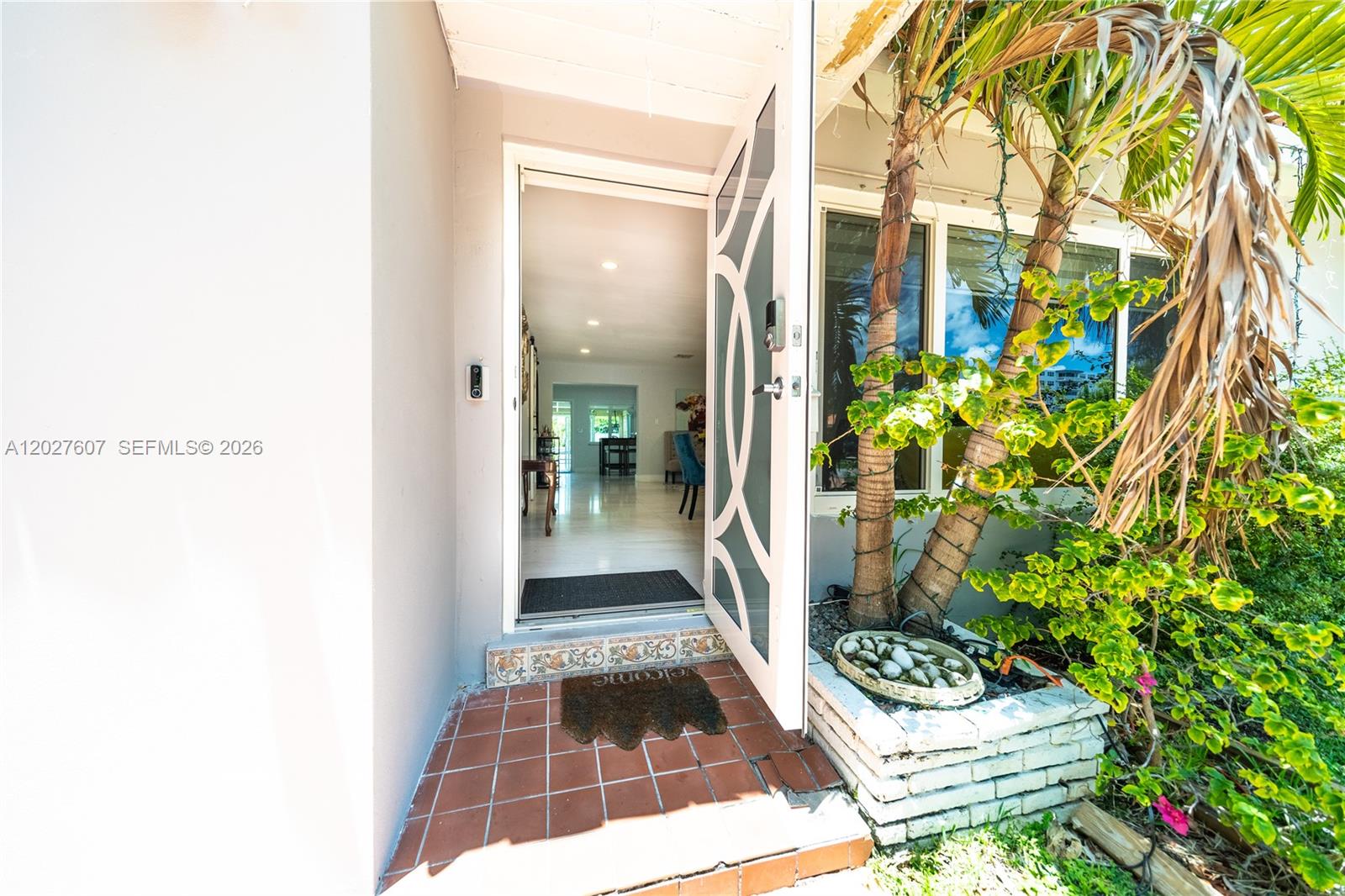 1101 NE 5th St, Hallandale Beach FL 33009
