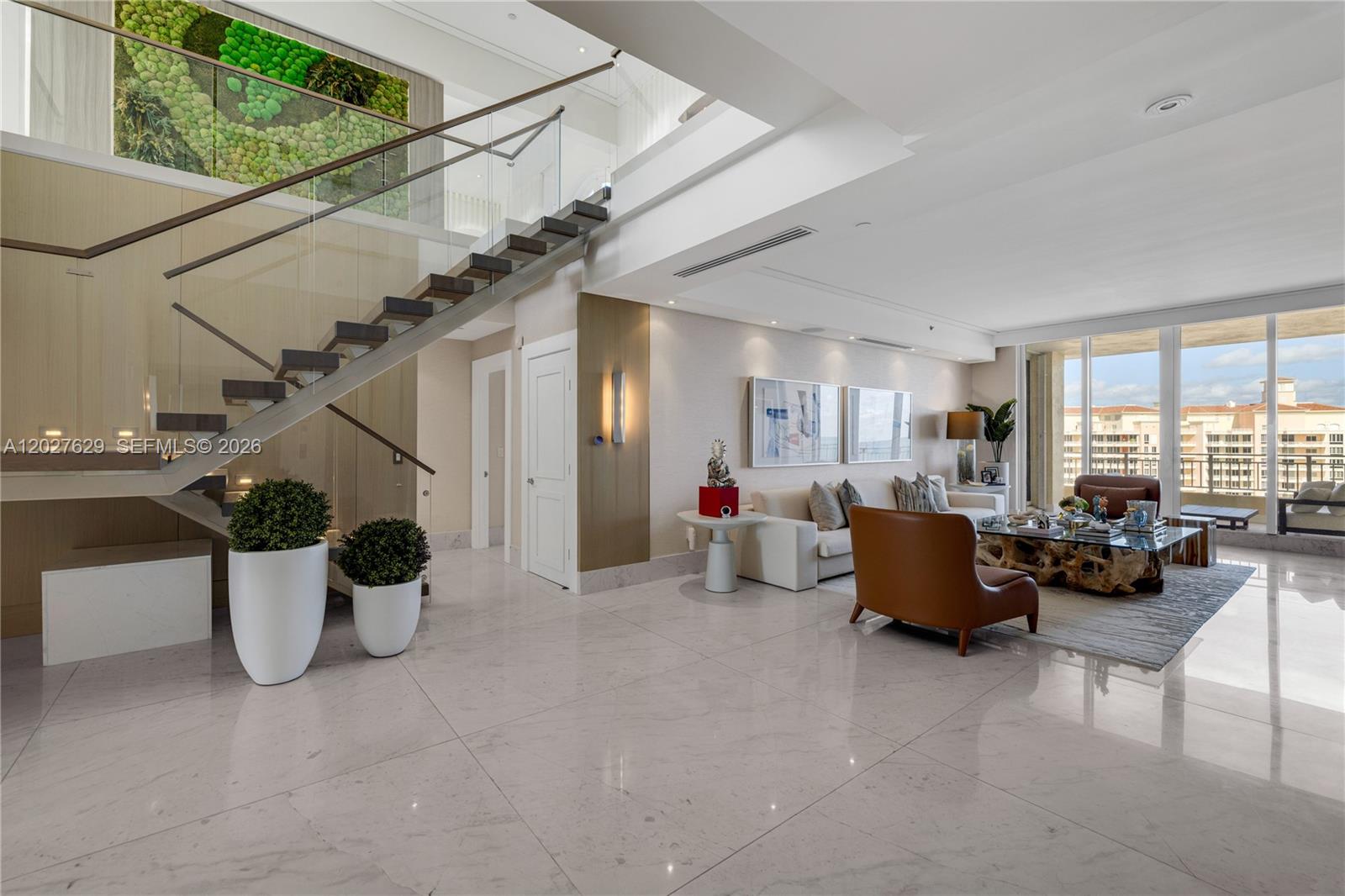 799 Crandon Blvd #PH-8, Key Biscayne FL 33149