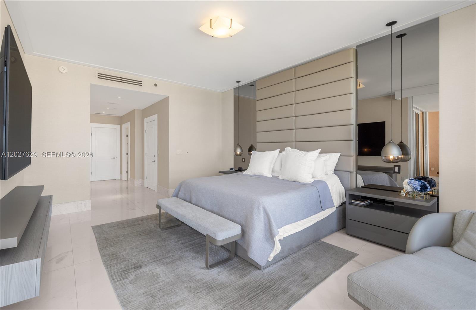 799 Crandon Blvd #PH-8, Key Biscayne FL 33149