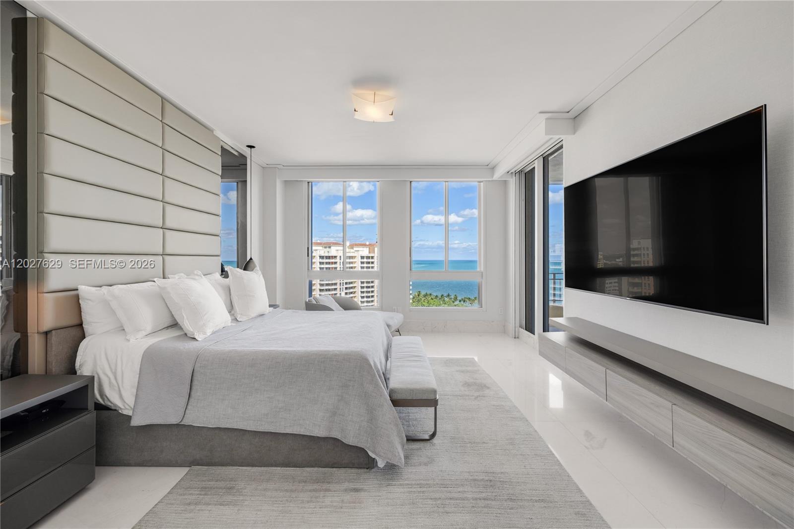 799 Crandon Blvd #PH-8, Key Biscayne FL 33149