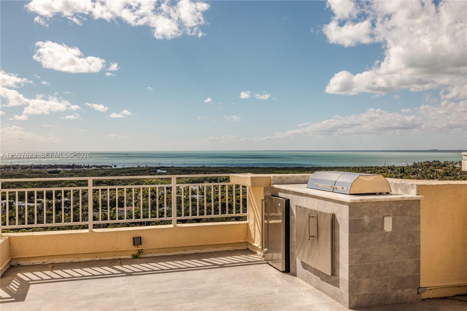 799 Crandon Blvd #PH-8, Key Biscayne FL 33149