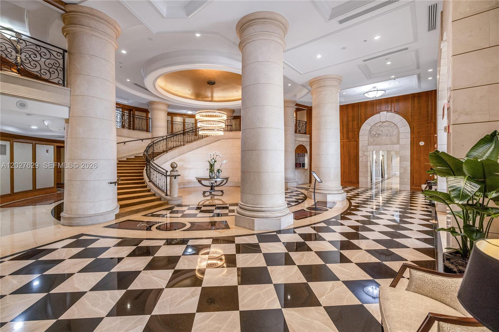 799 Crandon Blvd #PH-8, Key Biscayne FL 33149