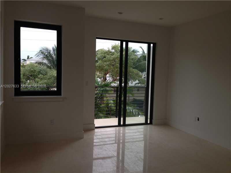474 Fernwood Rd #474, Key Biscayne FL 33149