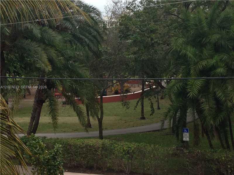 474 Fernwood Rd #474, Key Biscayne FL 33149