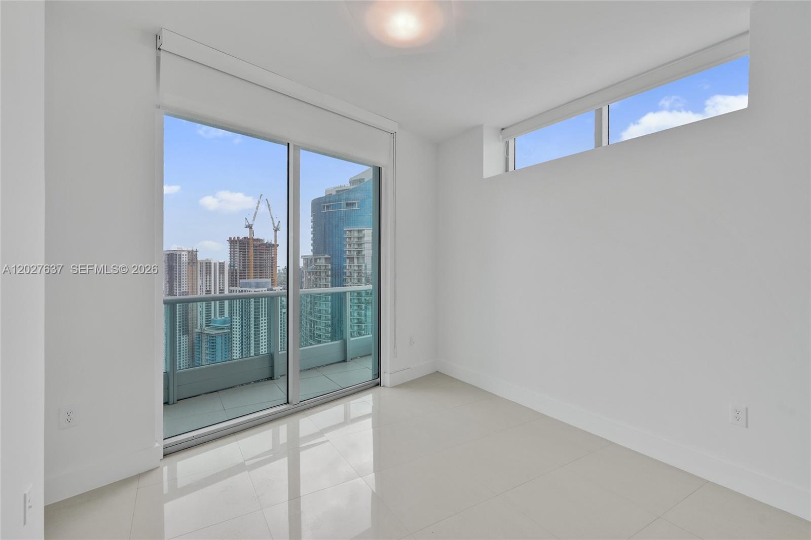 900 Biscayne Blvd #5412, Miami FL 33132