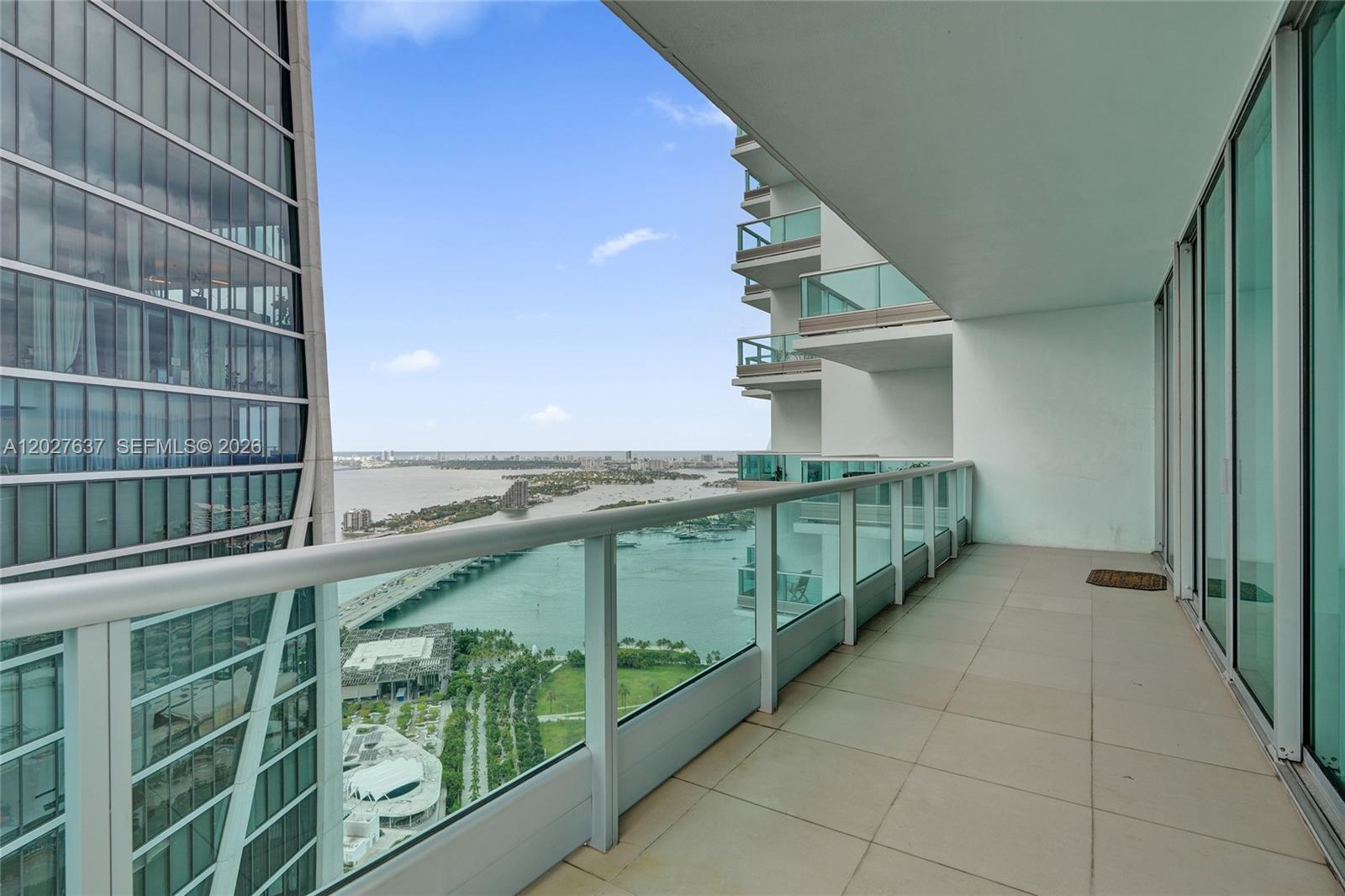 900 Biscayne Blvd #5412, Miami FL 33132