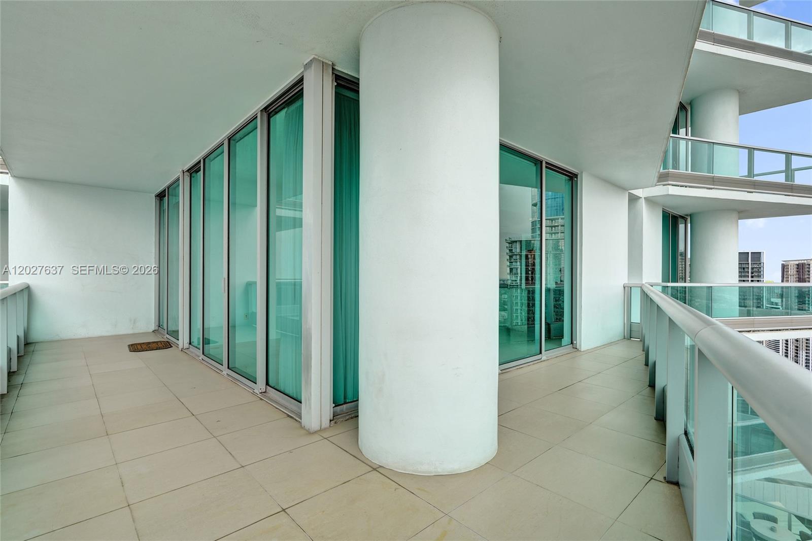 900 Biscayne Blvd #5412, Miami FL 33132