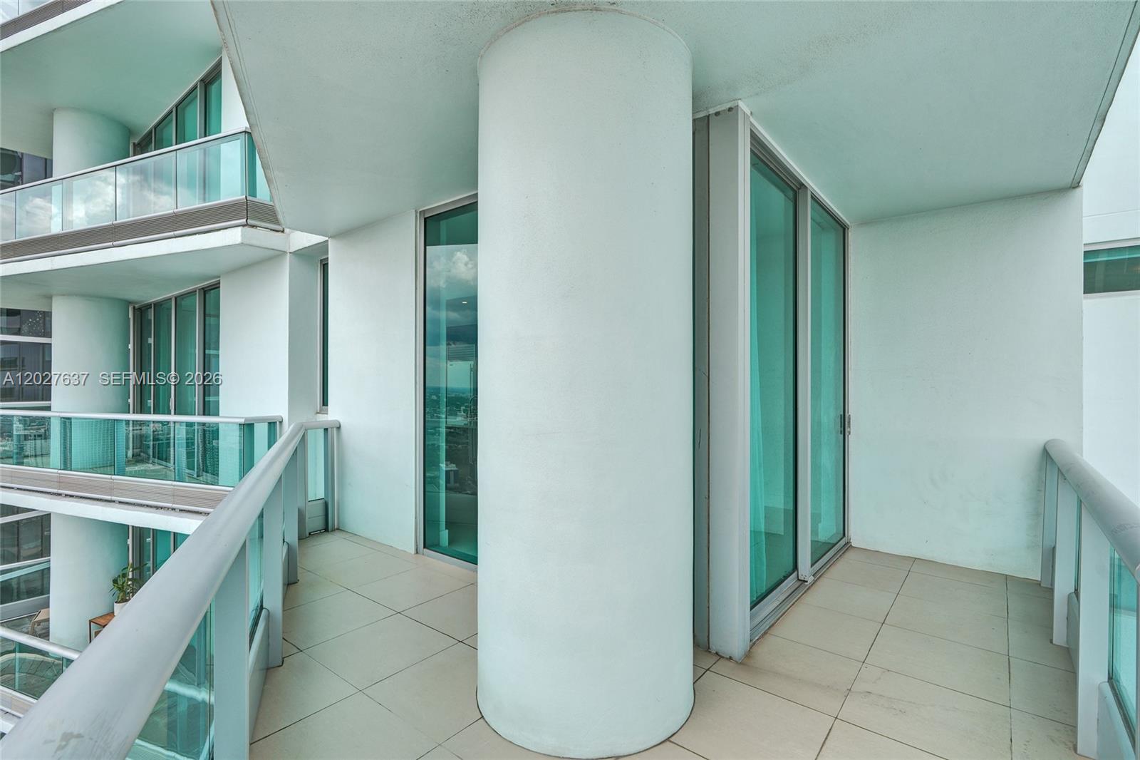 900 Biscayne Blvd #5412, Miami FL 33132