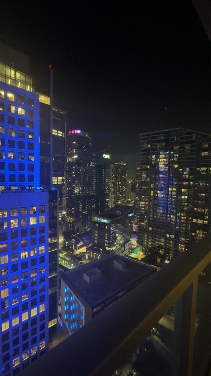500 Brickell Ave #3910, Miami FL 33131