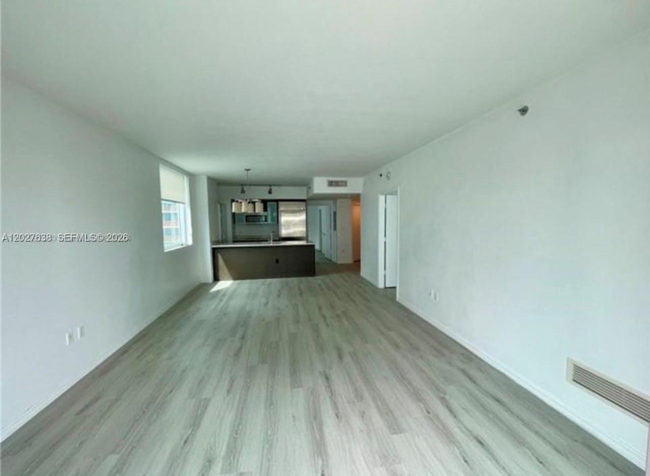 500 Brickell Ave #3910, Miami FL 33131