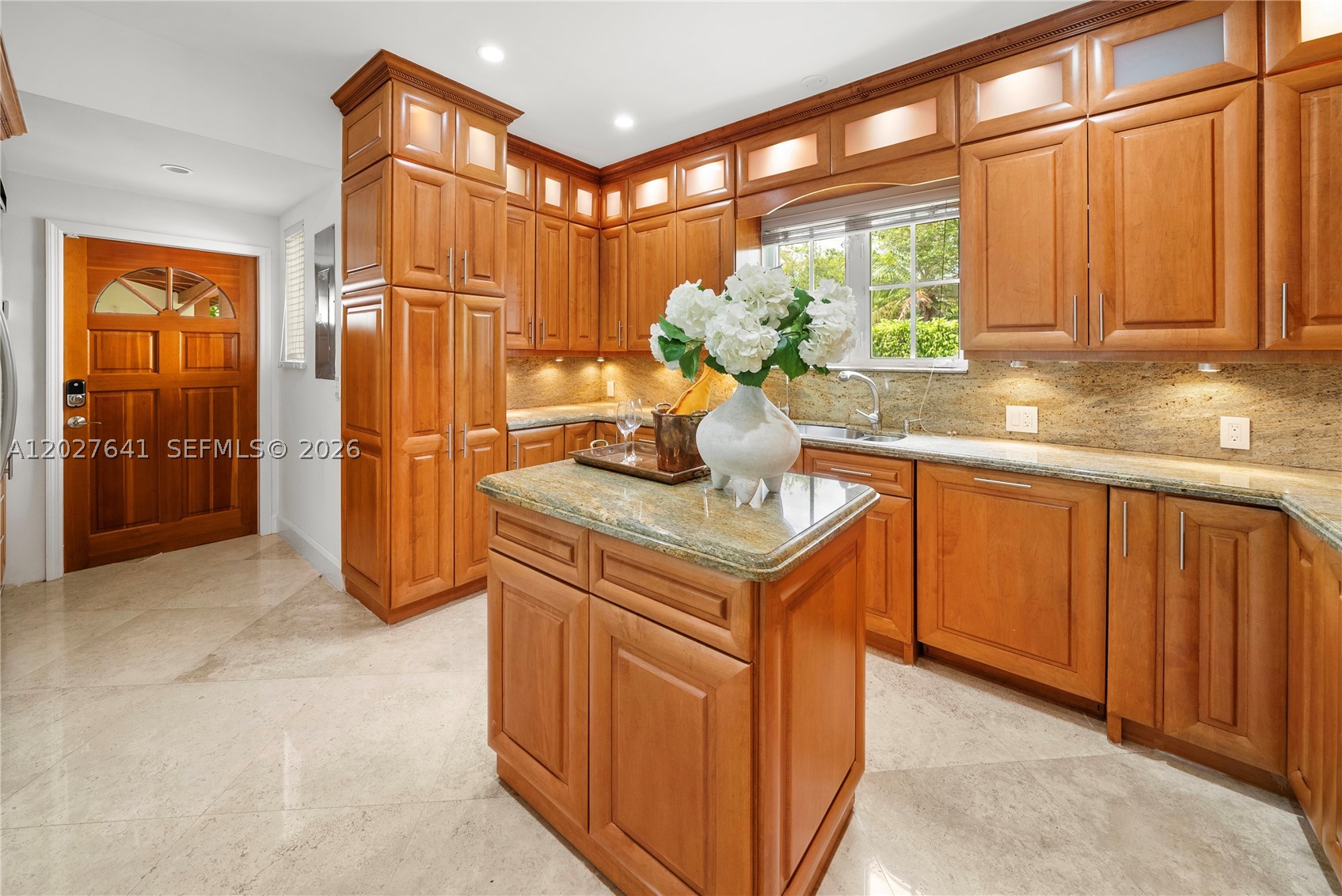 1776 Michigan Ave, Miami Beach FL 33139
