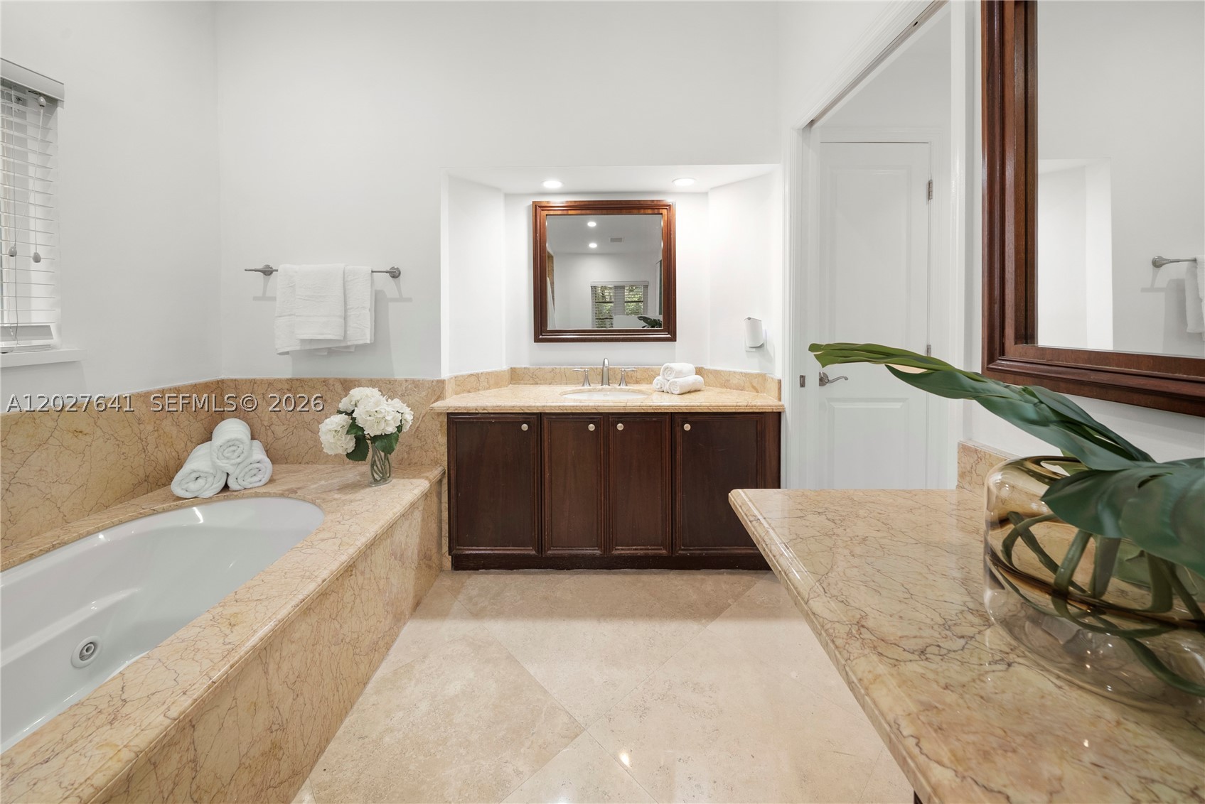 1776 Michigan Ave, Miami Beach FL 33139