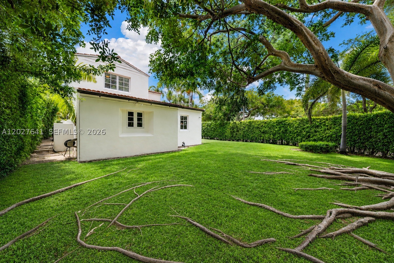 1776 Michigan Ave, Miami Beach FL 33139