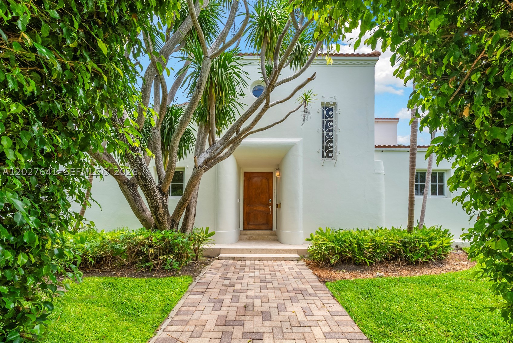 1776 Michigan Ave, Miami Beach FL 33139