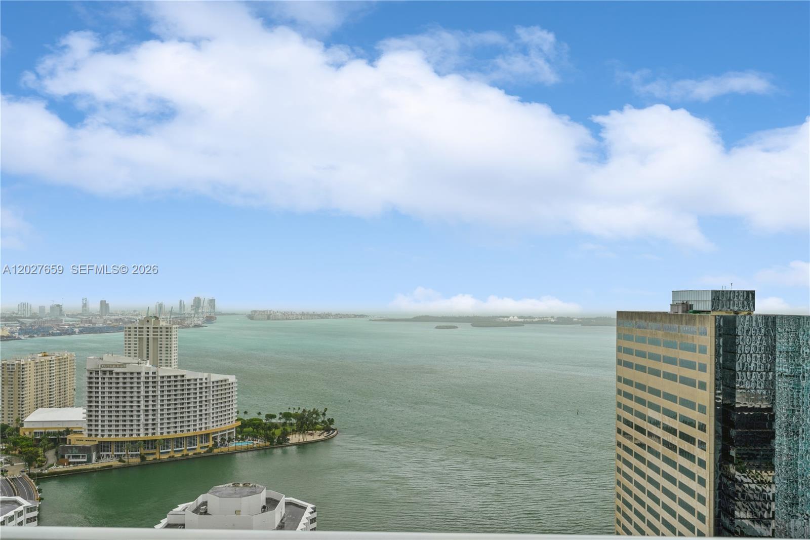 951 Brickell Ave #3706, Miami FL 33131