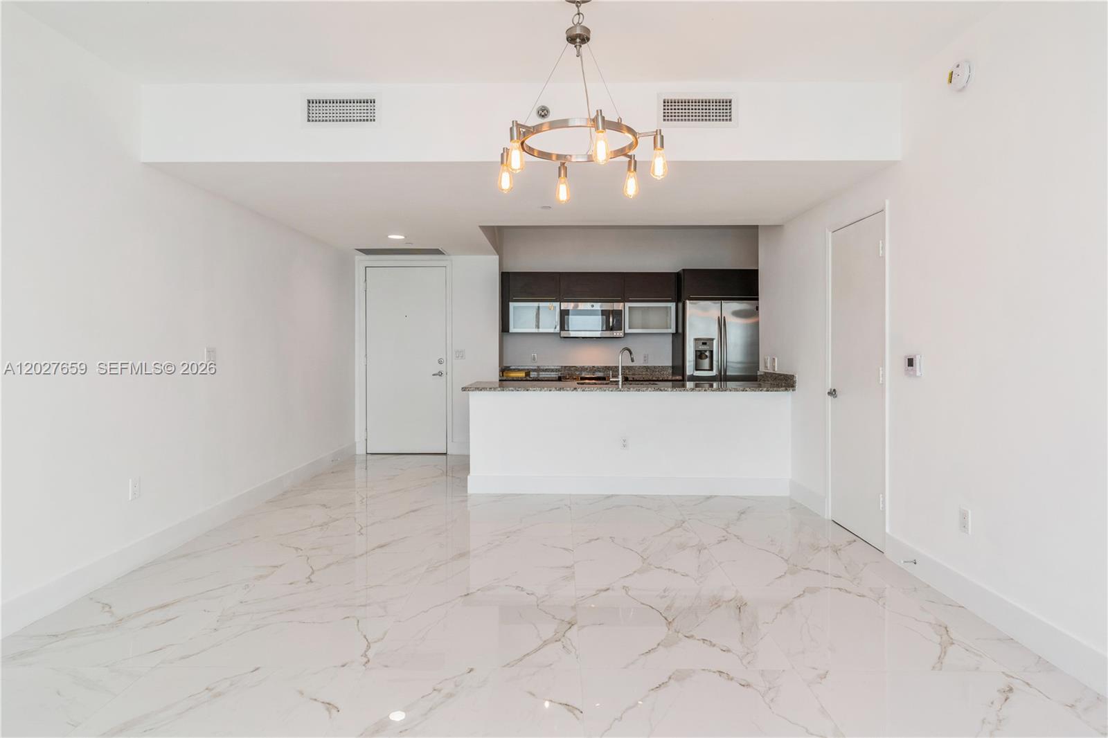 951 Brickell Ave #3706, Miami FL 33131