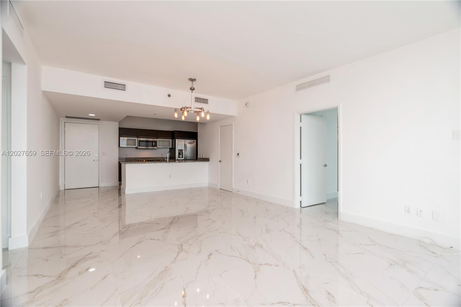 951 Brickell Ave #3706, Miami FL 33131