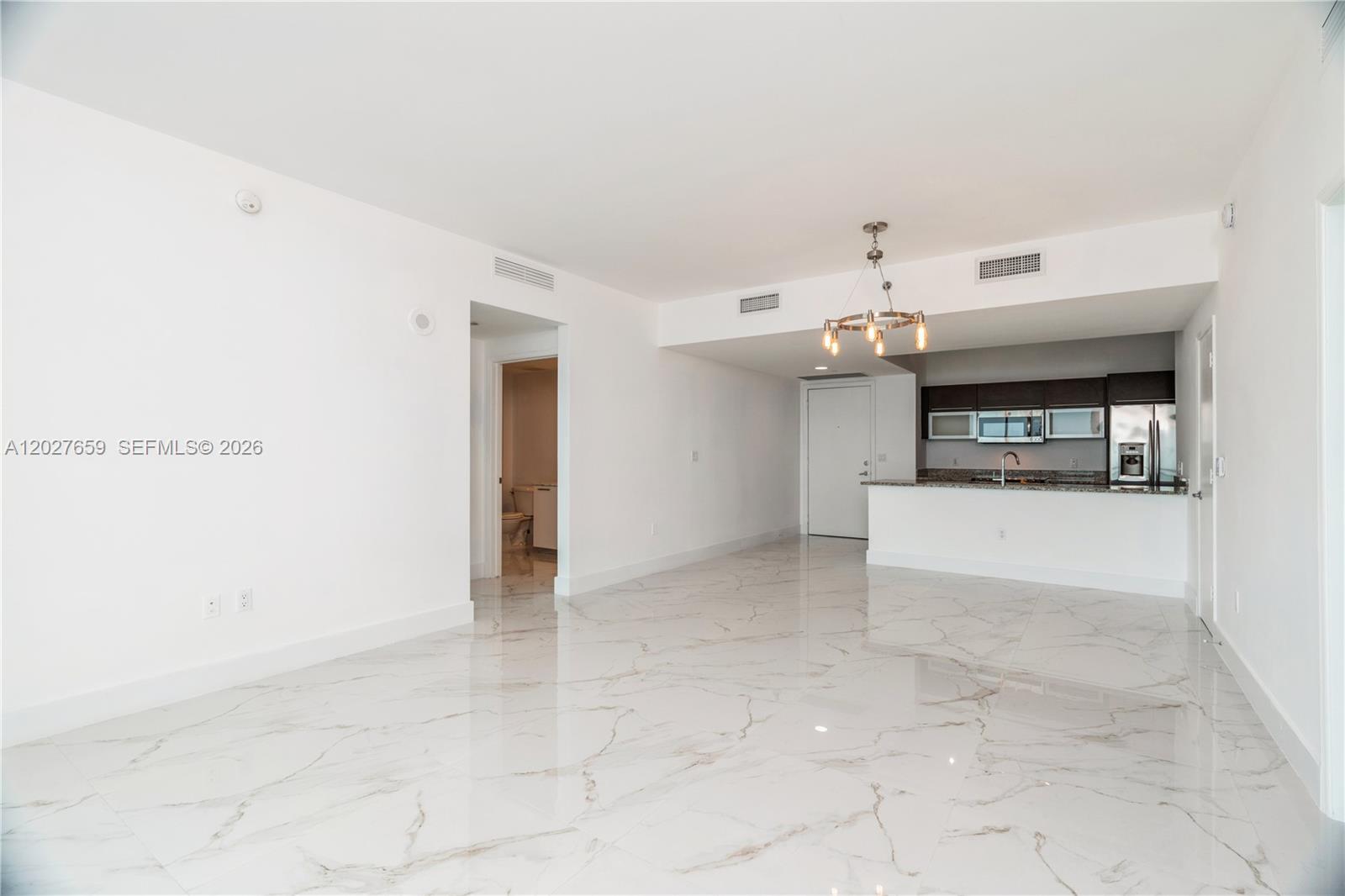 951 Brickell Ave #3706, Miami FL 33131