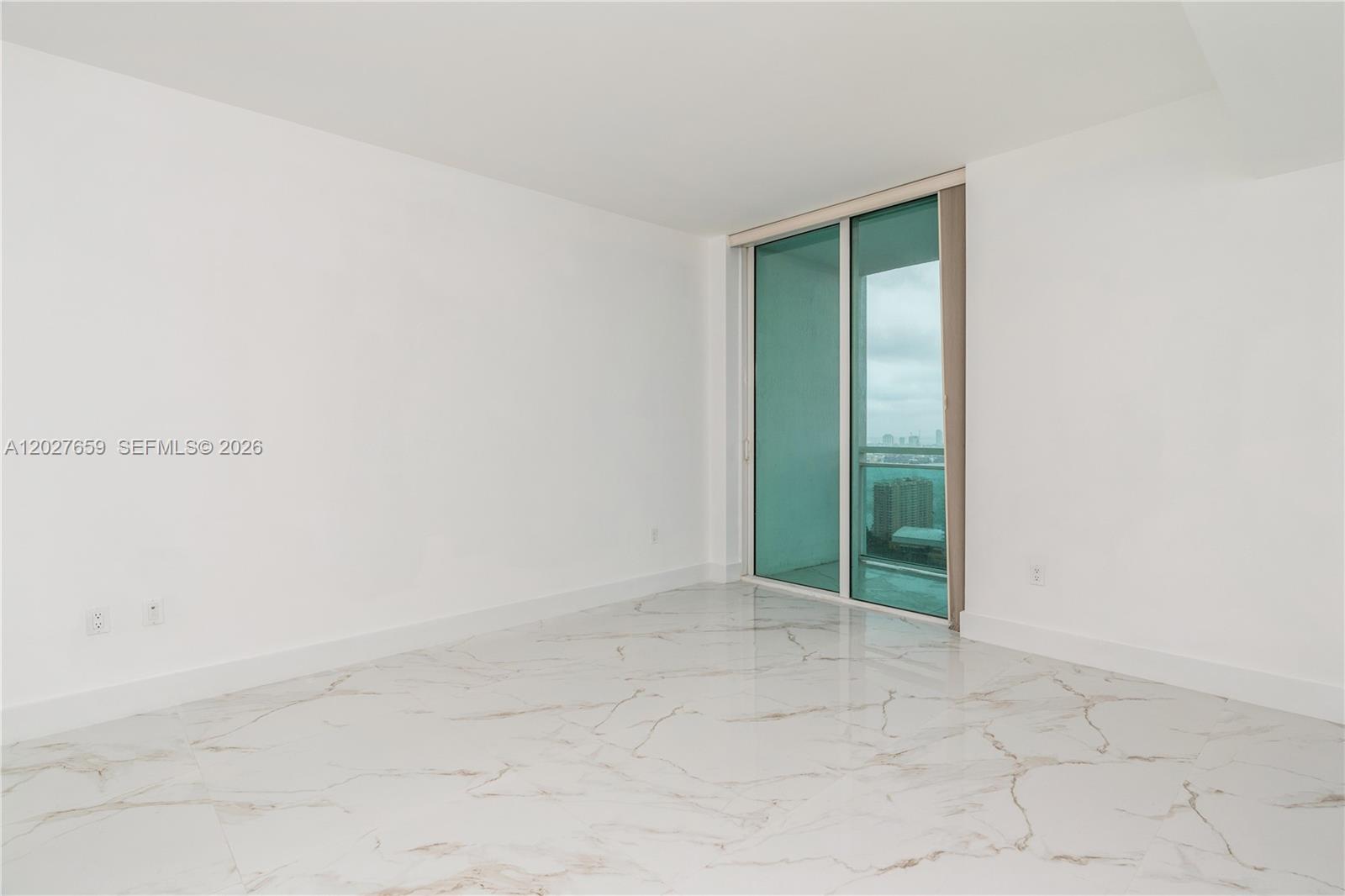 951 Brickell Ave #3706, Miami FL 33131
