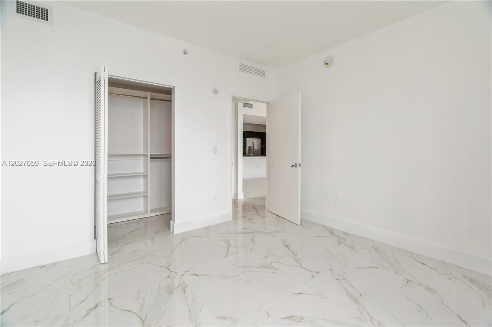 951 Brickell Ave #3706, Miami FL 33131