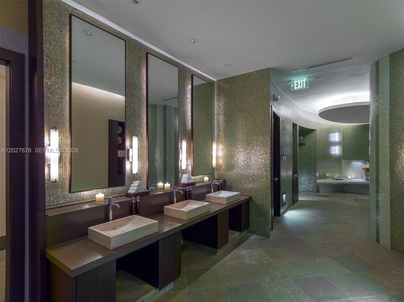 17875 Collins Ave #1906, Sunny Isles Beach FL 33160