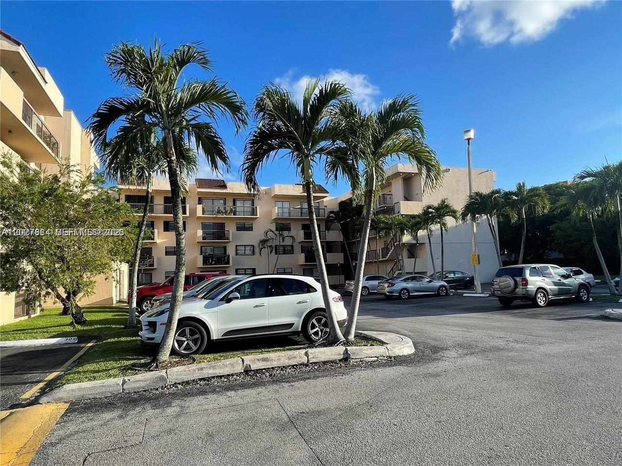 995 SW 84th Ave #408, Miami FL 33144