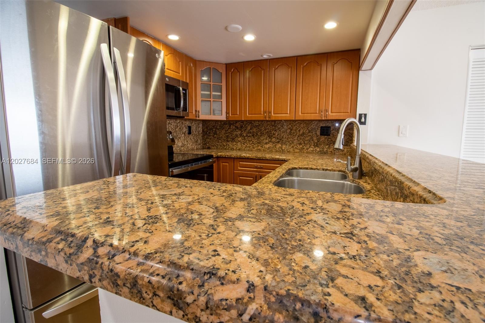 995 SW 84th Ave #408, Miami FL 33144