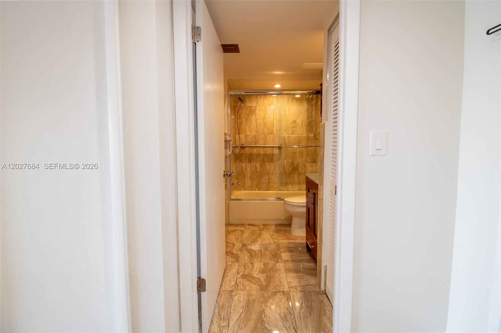 995 SW 84th Ave #408, Miami FL 33144