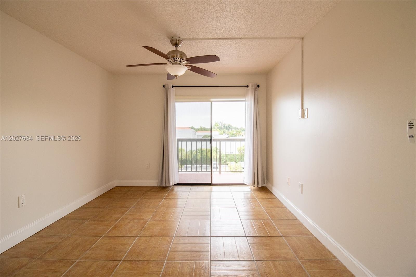 995 SW 84th Ave #408, Miami FL 33144