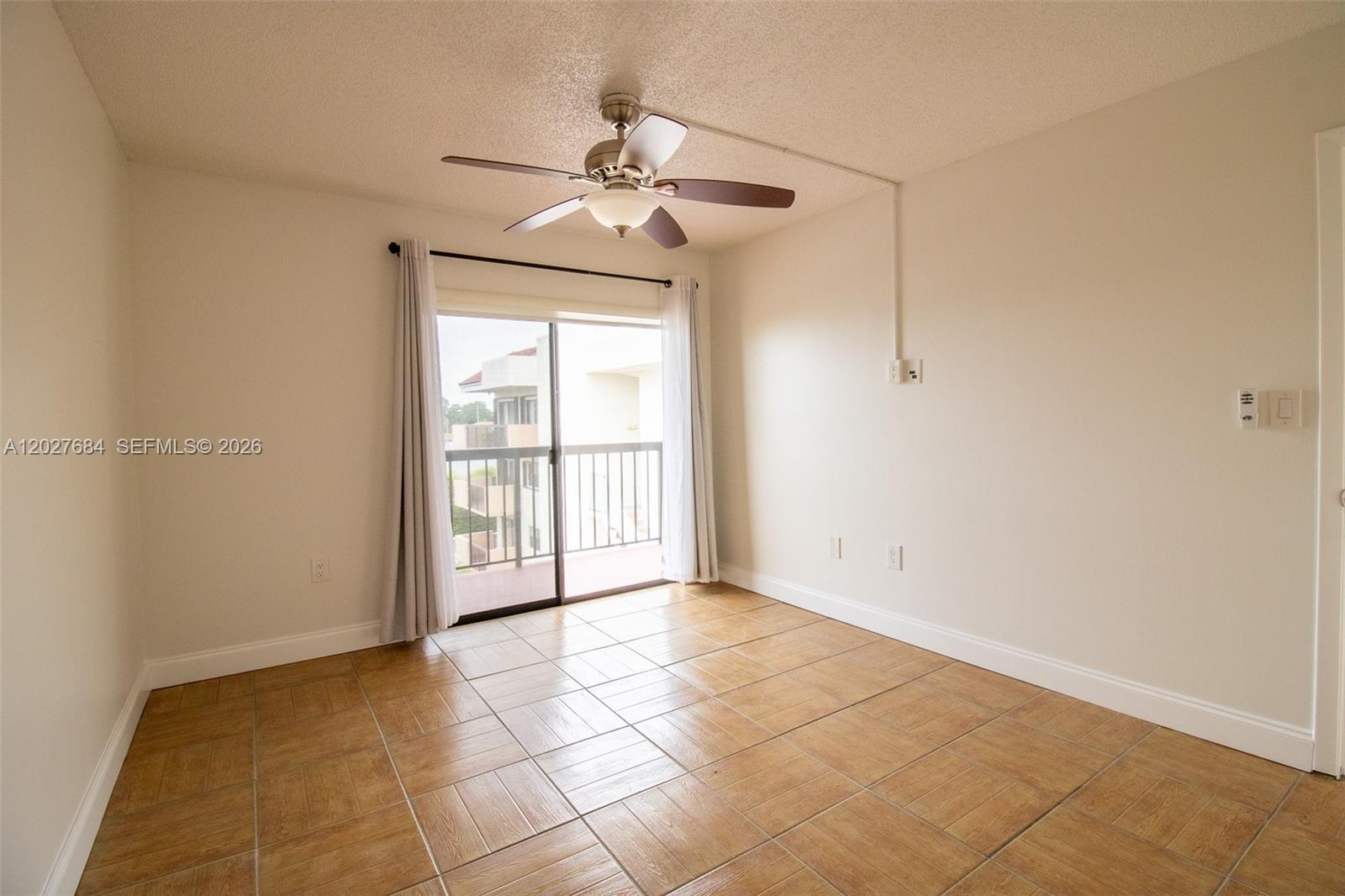 995 SW 84th Ave #408, Miami FL 33144