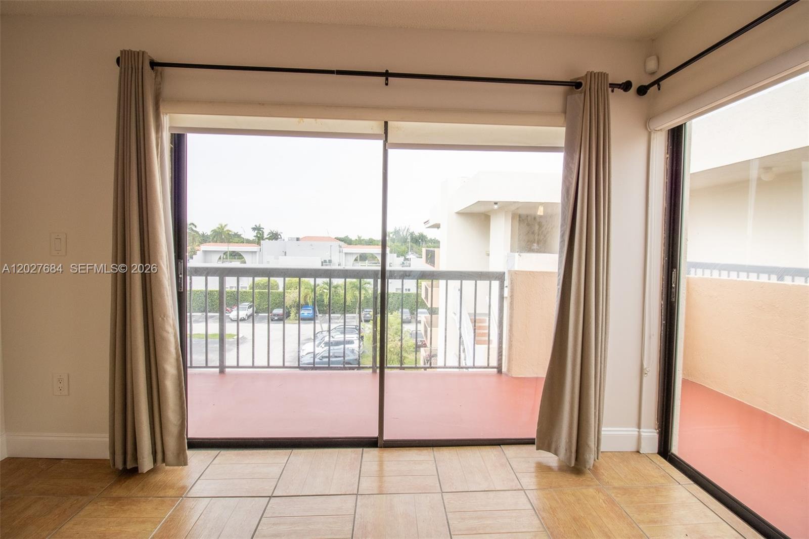 995 SW 84th Ave #408, Miami FL 33144