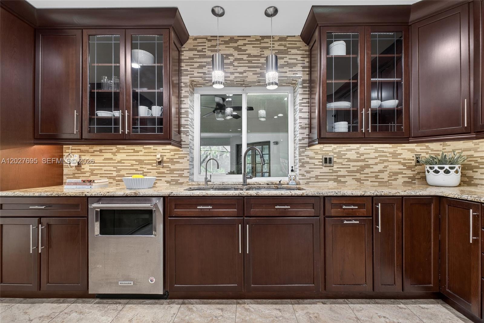 6125 SW 109th St, Pinecrest FL 33156