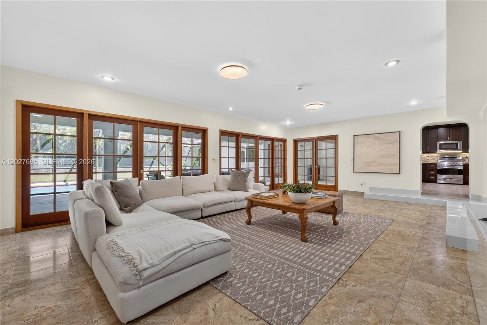 6125 SW 109th St, Pinecrest FL 33156